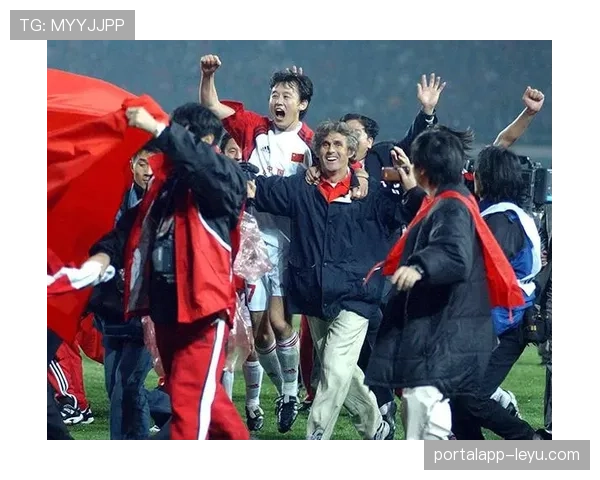 Osimhen感恩早期青训助力职业发展，夯实坚实逐梦基础