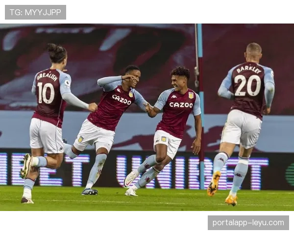 特劳雷状态回暖助球队强势跻身英超争冠行列