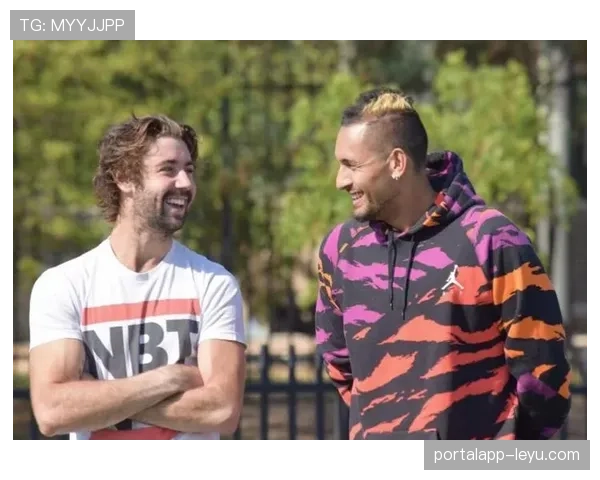 乔丹·汤普森训练完直接去超市抢购蛋白粉，这自律程度让打工人怀疑人生